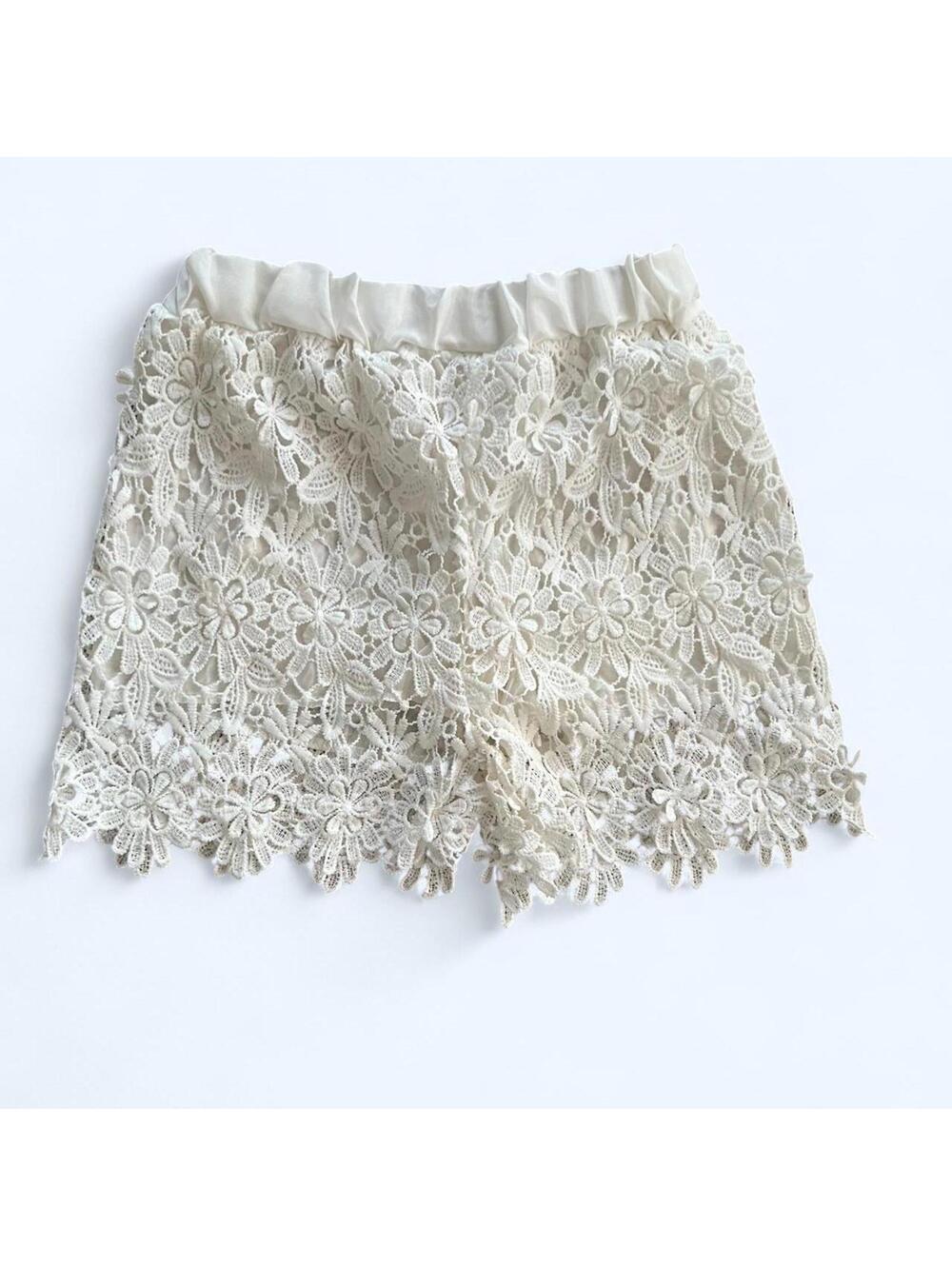 Y2K White Lace Dolphin Shorts Fairycore Boho Size Small